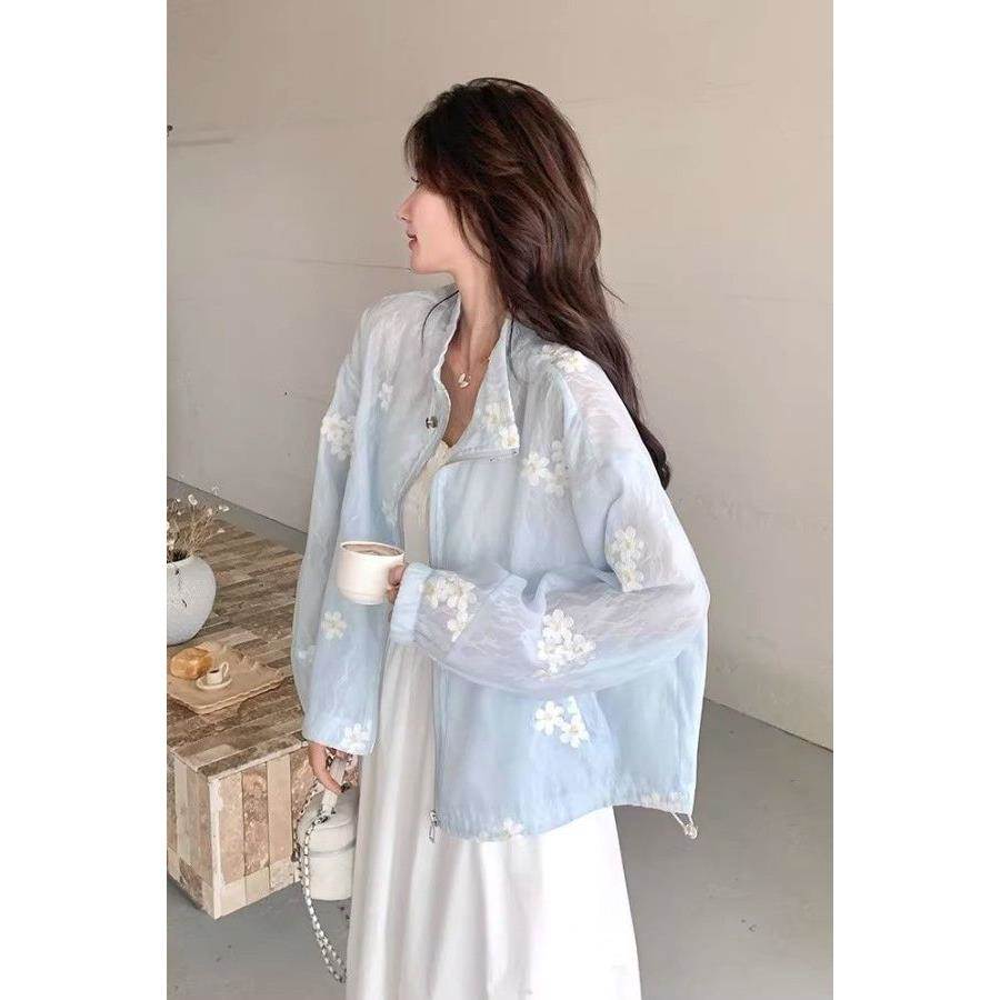蓝色甜美减龄花朵外套女2026夏季新款小个子设计感防晒服上衣女潮