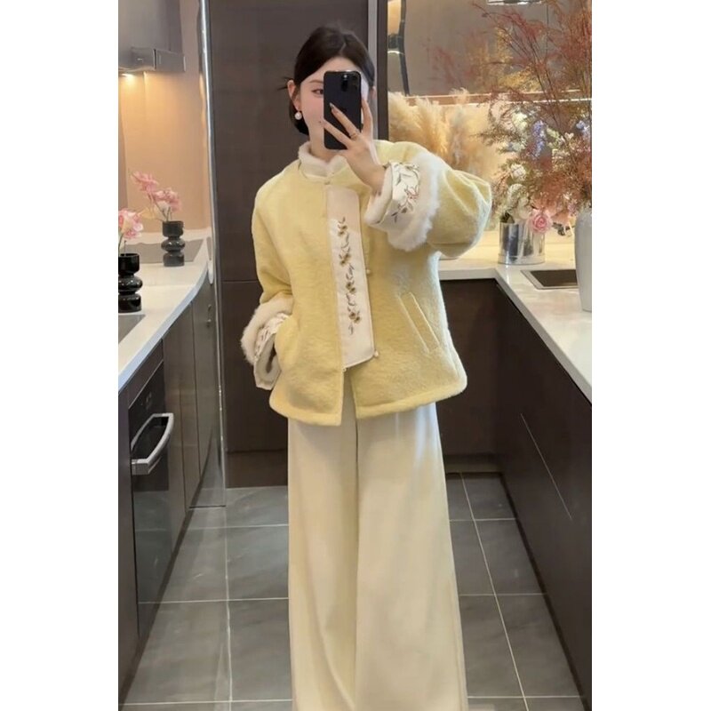 2025秋冬网红新款新中式毛呢加厚外套女国风黄色显白显瘦刺绣外套