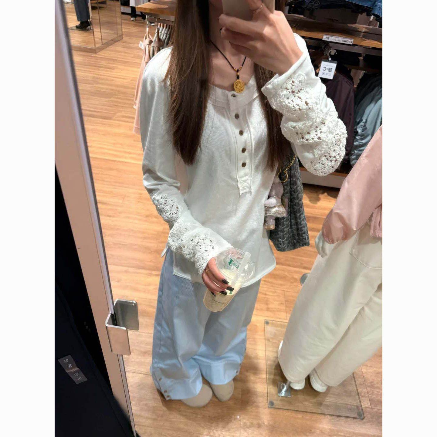白色蕾丝镂空刺绣亨利领长袖恤女秋冬2026新款秋季防晒罩衫上衣