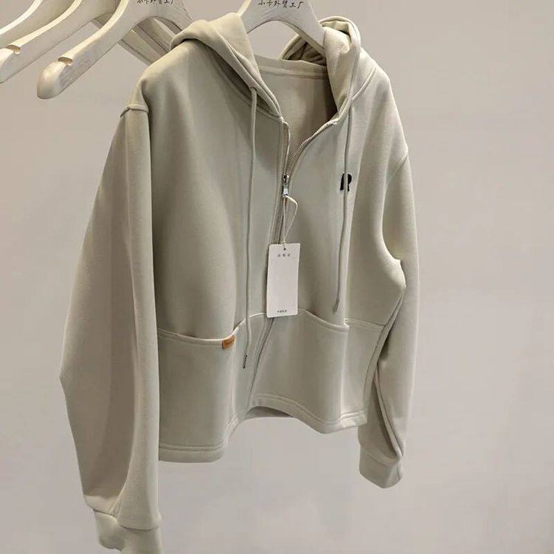 2025秋冬新款简约纯色休闲运动风短款连帽开衫卫衣女拉链宽松外套