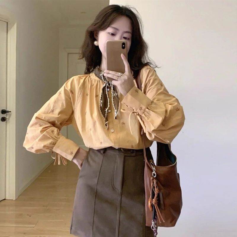 刺绣长袖女新款衬衣女遮肉打底衫减龄系带小衫碎花上衣圆领衬衫女