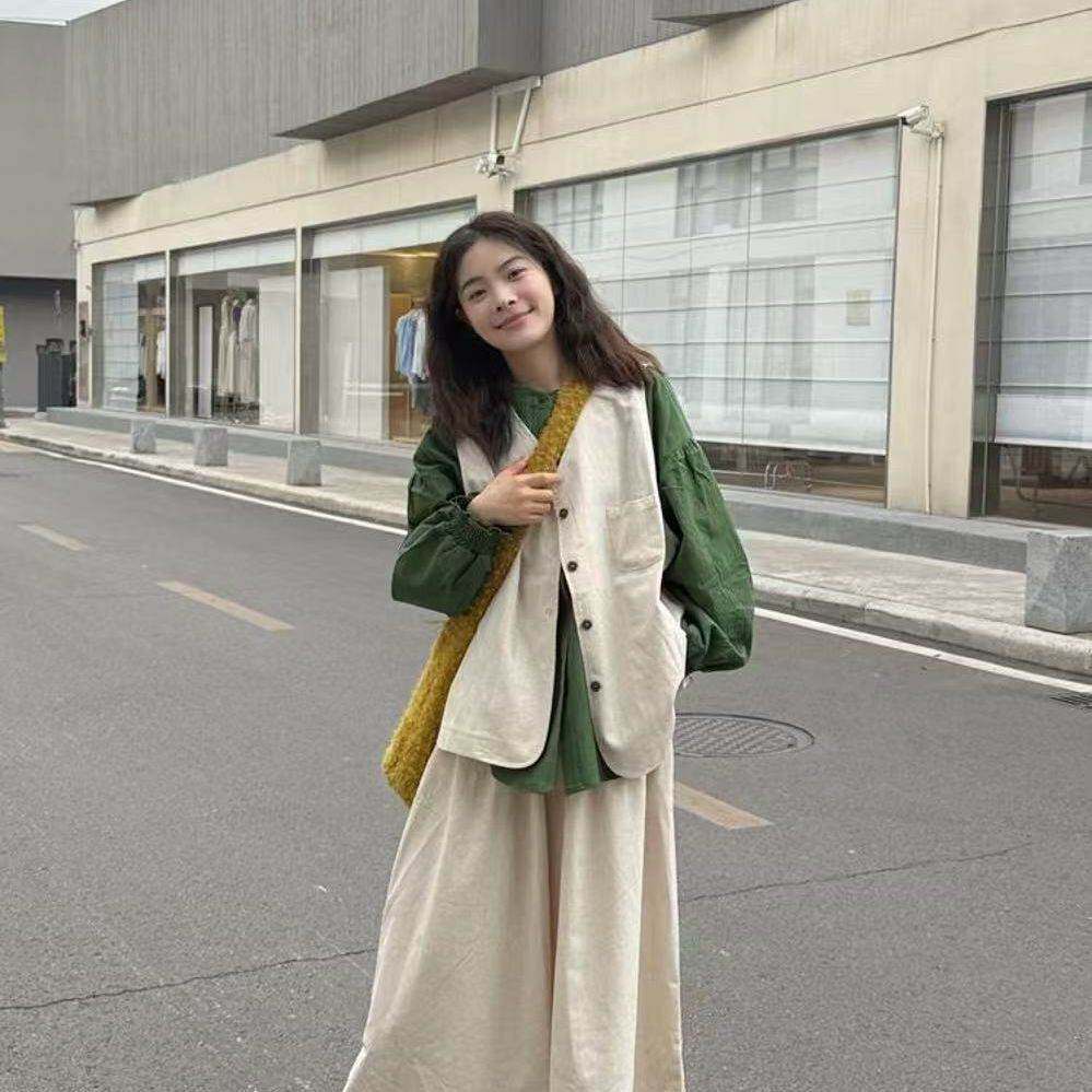 三件套大码女装胖春韩版宽松显瘦气质减龄棉麻衬衫马甲裤子