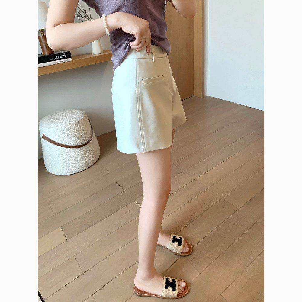 约会穿搭高腰黑色质感西装短裤女2026夏薄款显瘦休闲字阔腿裤子