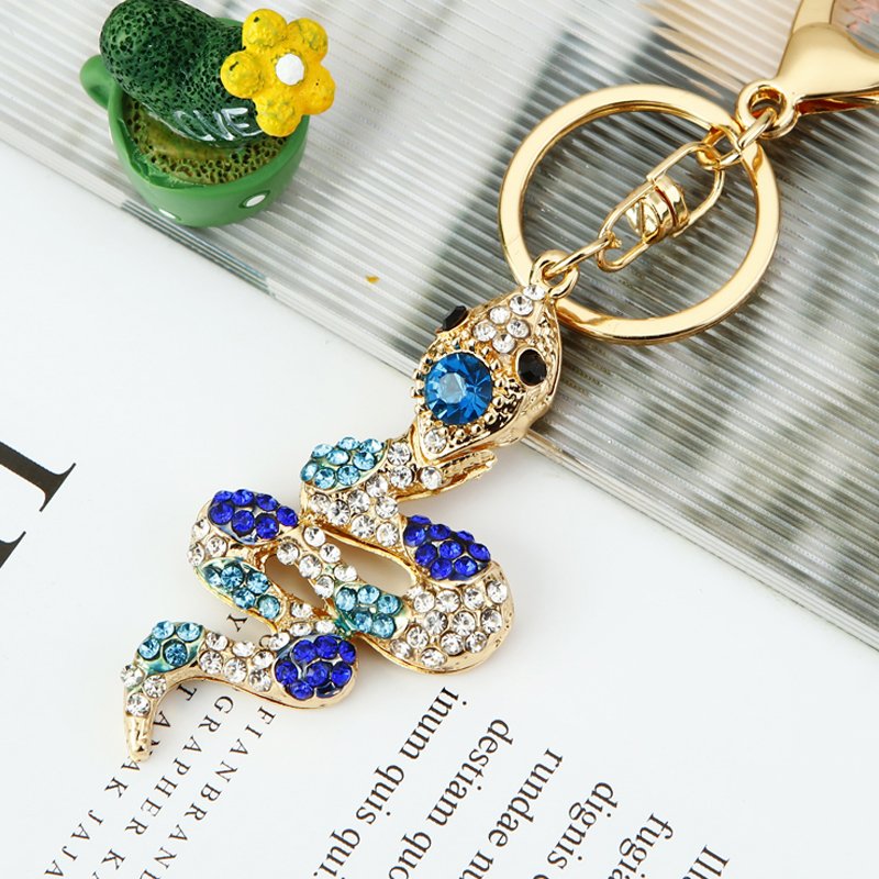 生肖宝石小蛇汽车钥匙扣女水钻包包挂件钥匙链圈礼品可爱韩国创意