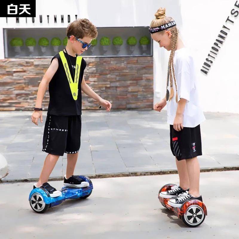 儿童安全防护背心挂肩V款反光马甲三角反光衣安全警示夜行服定制