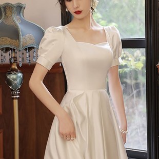 胖mm大码法式缎面高定小白裙方领礼服领证登记订婚连衣裙平时可穿