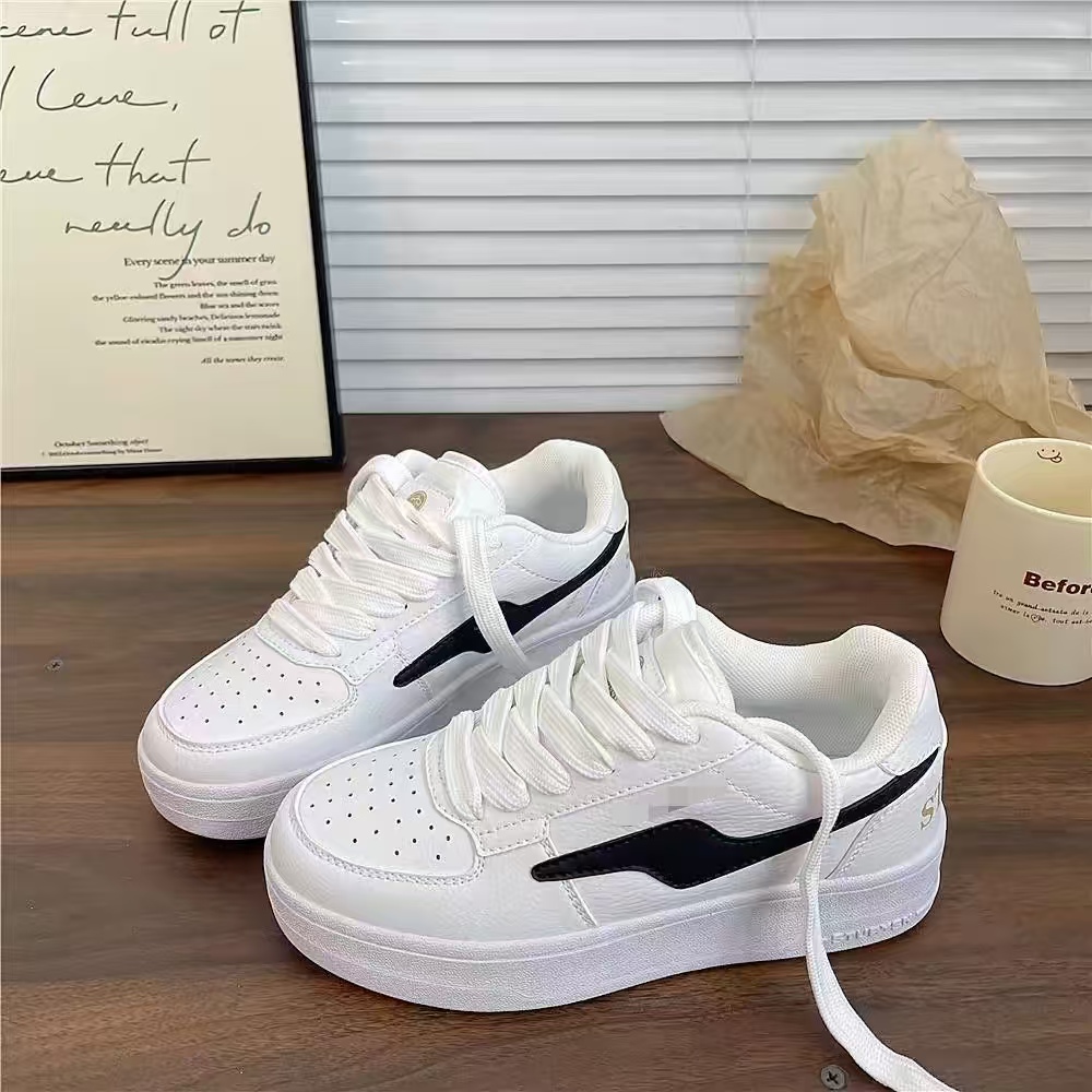 国潮小众黑白拼色闪电厚底板鞋