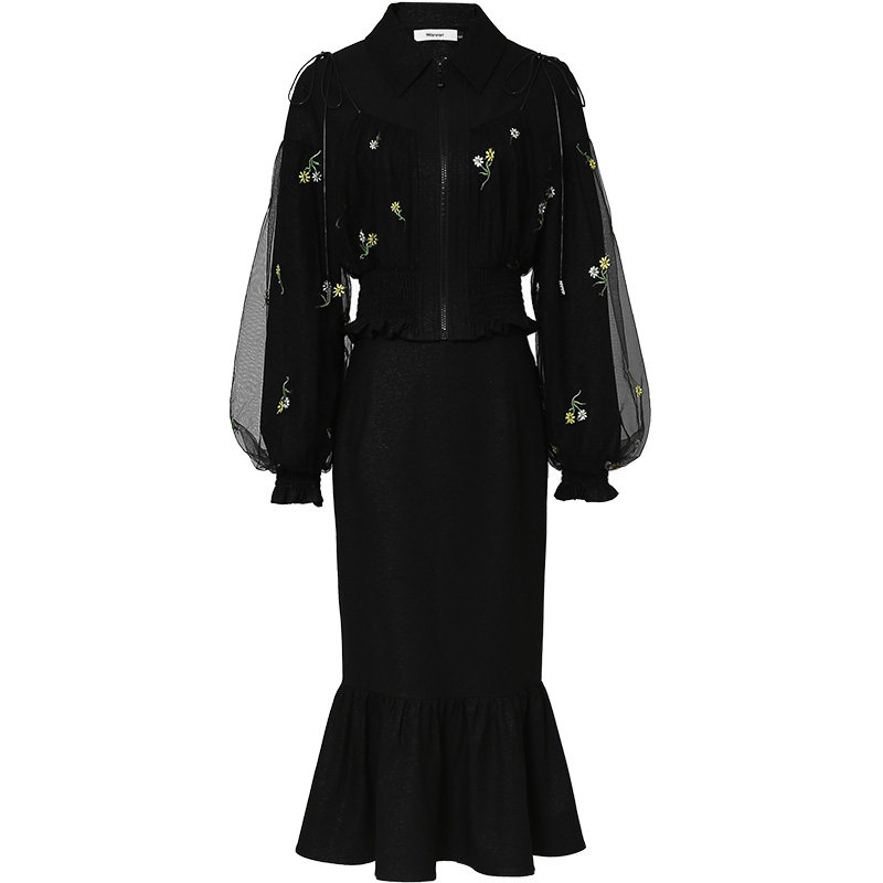 2024春装新气质拼接网纱绣花灯笼袖短上衣包臀荷叶边显瘦半裙套装