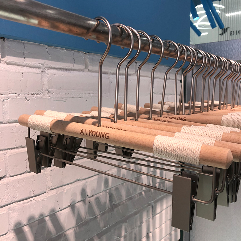 服装店专用高档绑绳榉木衣撑防滑无痕实木裤夹子宽肩男装木质衣架