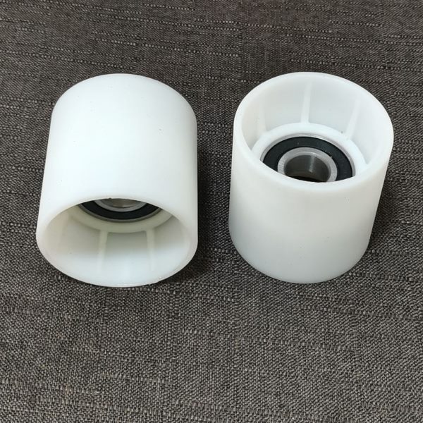 扶梯扶手带托滚轮70*70*6204/70*50*6204拖带滚轮电扶梯配件现货