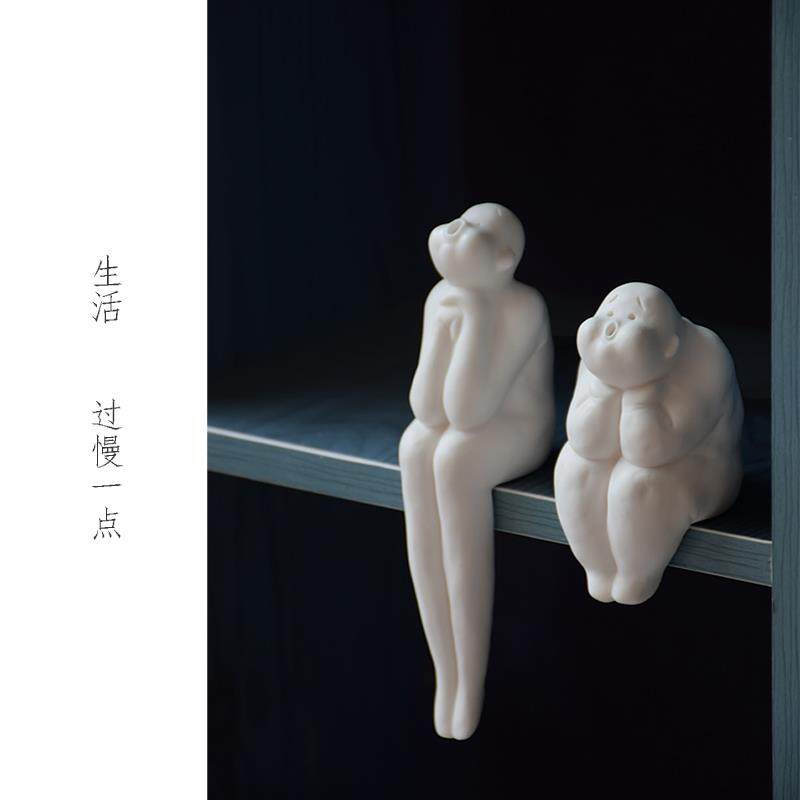 创意陶瓷人物雕塑书柜电视柜艺术工位摆件可爱坐姿装饰小家居饰品