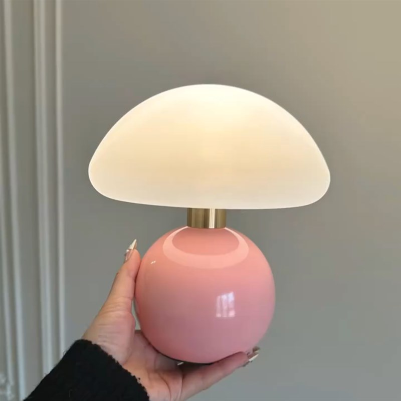 奶油风磨菇小台灯儿童护眼小夜灯卧室床头陶瓷装饰台灯房间氛围灯