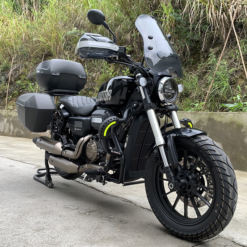 适用钱江闪0V 闪00后货架备箱夏德尾箱支架边箱支架改装