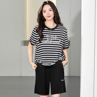 200斤胖妹妹夏装 大码 洋气条纹T恤衫 胖mm时尚 宽松显瘦休闲上衣 女装