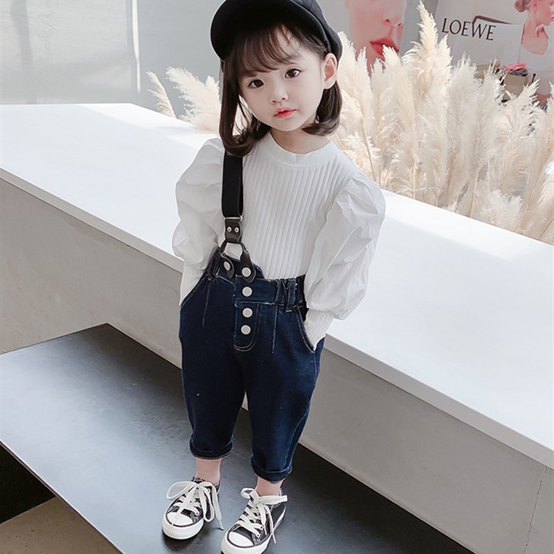 女童牛仔背带裤套装潮2022秋款小童洋气女宝宝长袖两件套网红时髦图片