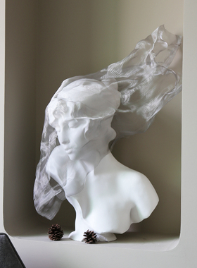 留连北欧艺术金属面纱女孩雕像人物雕塑客厅玄关摆件别墅高级软装