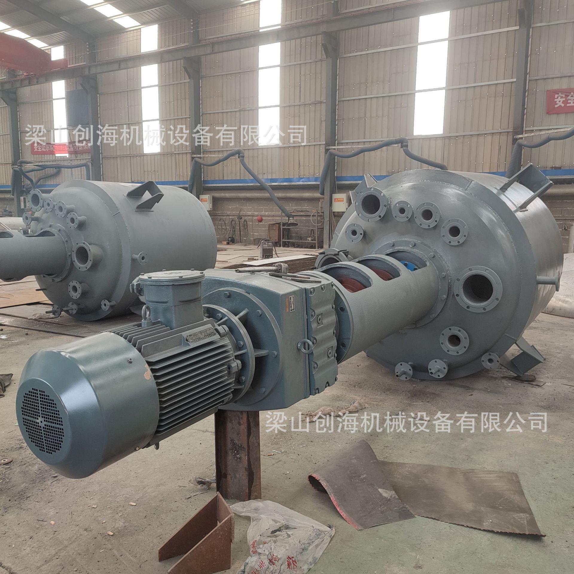 3吨裂解釜 碳钢裂解釜 5吨裂解釜 6吨裂解釜 3方碳钢裂解釜