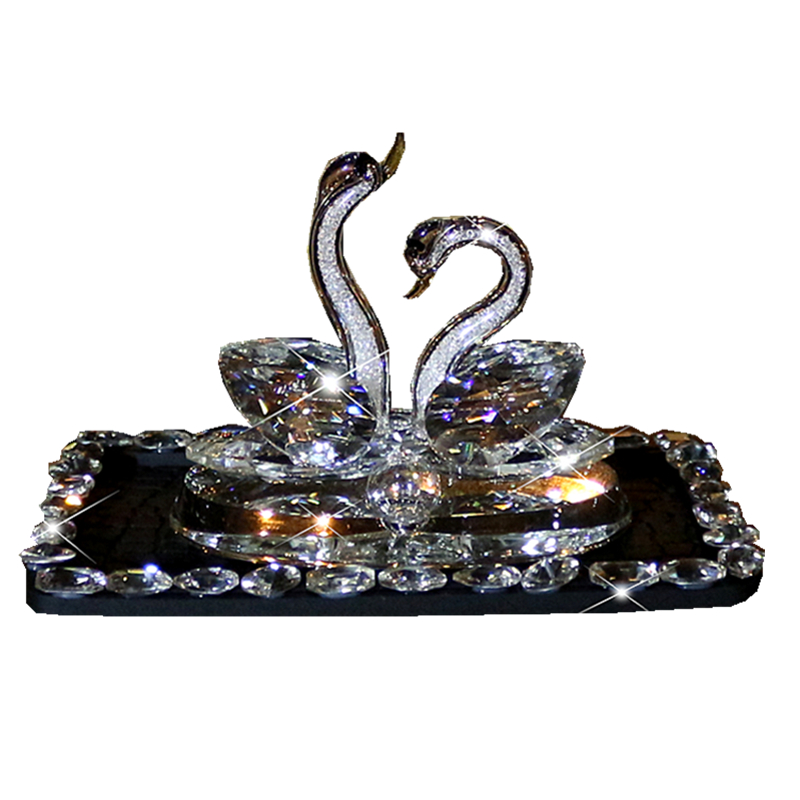 高档可爱新款水晶天鹅车内饰品摆件车载中控台香水座车装饰品摆饰