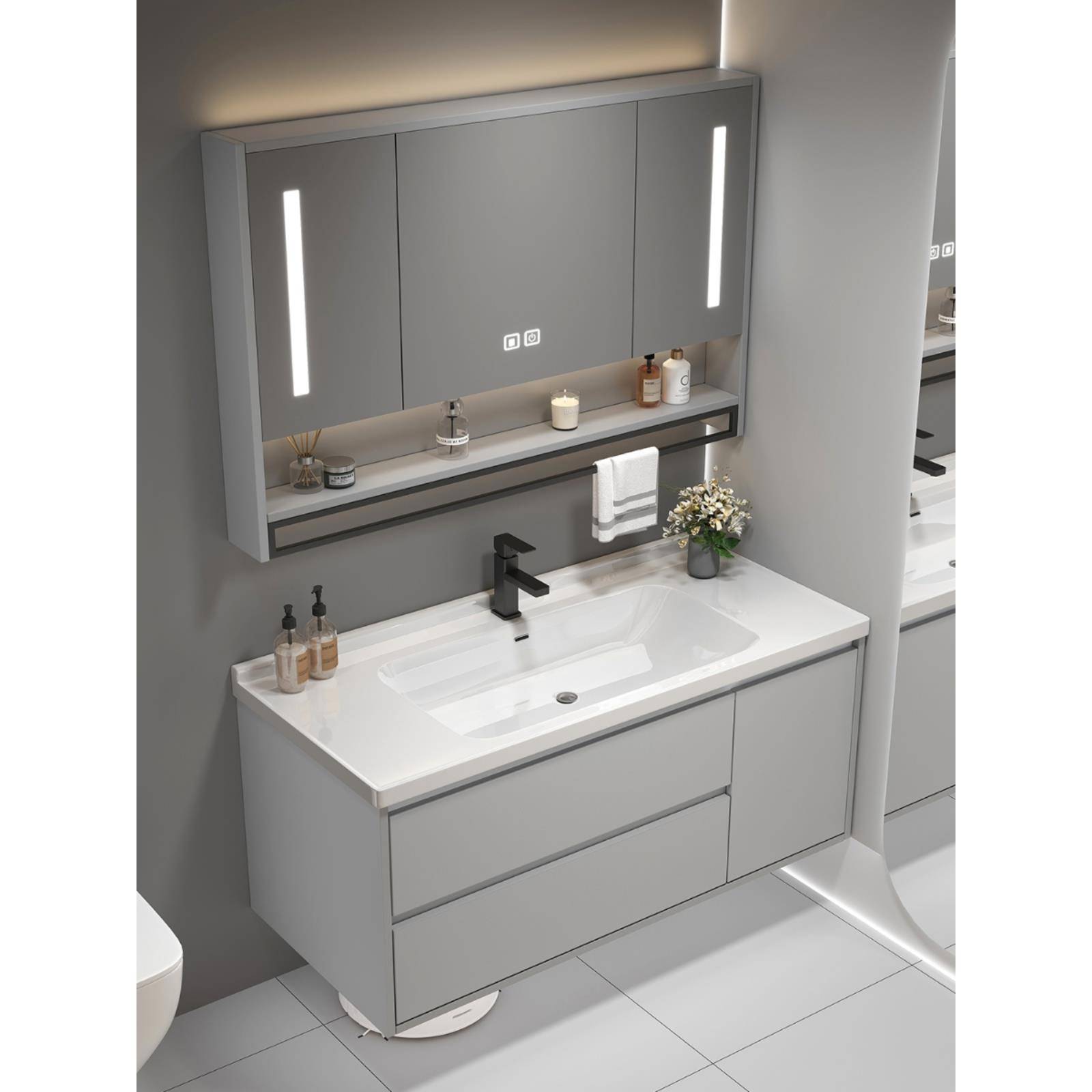 浴室柜陶瓷一体盆洗手洗脸盆柜组合40CM宽新款卫生间卫浴柜洗漱台