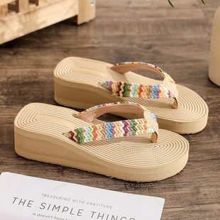 外穿坡跟凉拖鞋 时尚 新款 夹防滑沙滩鞋 人字拖女 旅游海边脚女士夏季