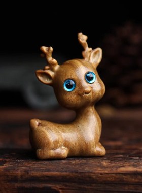 阿根廷绿檀木雕梅花鹿手把玩件雕刻家居电视柜装饰工艺礼品摆件