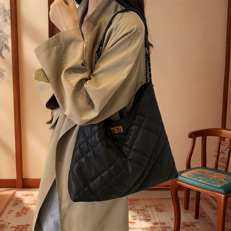 通勤菱格大容量包包女士2024秋冬季新款链条百搭斜挎包单肩托特包
