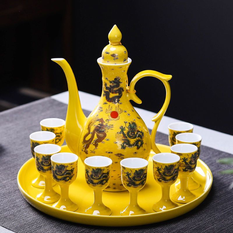 中式酒具青瓷家用陶瓷酒壶白酒杯套装敬酒杯小酒盅仿古结婚分酒器