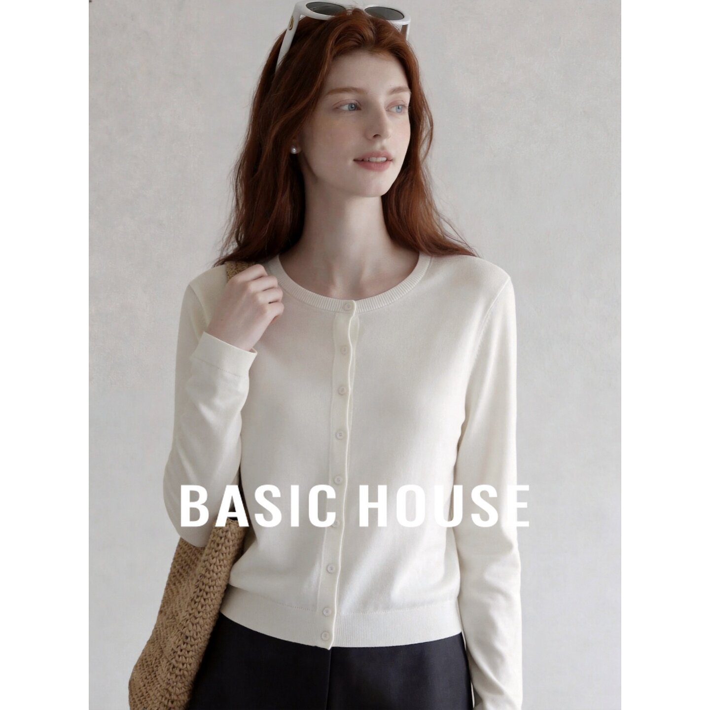 Basic House/百家好全莱赛尔简约白色圆领针织开衫女长袖宽松上衣