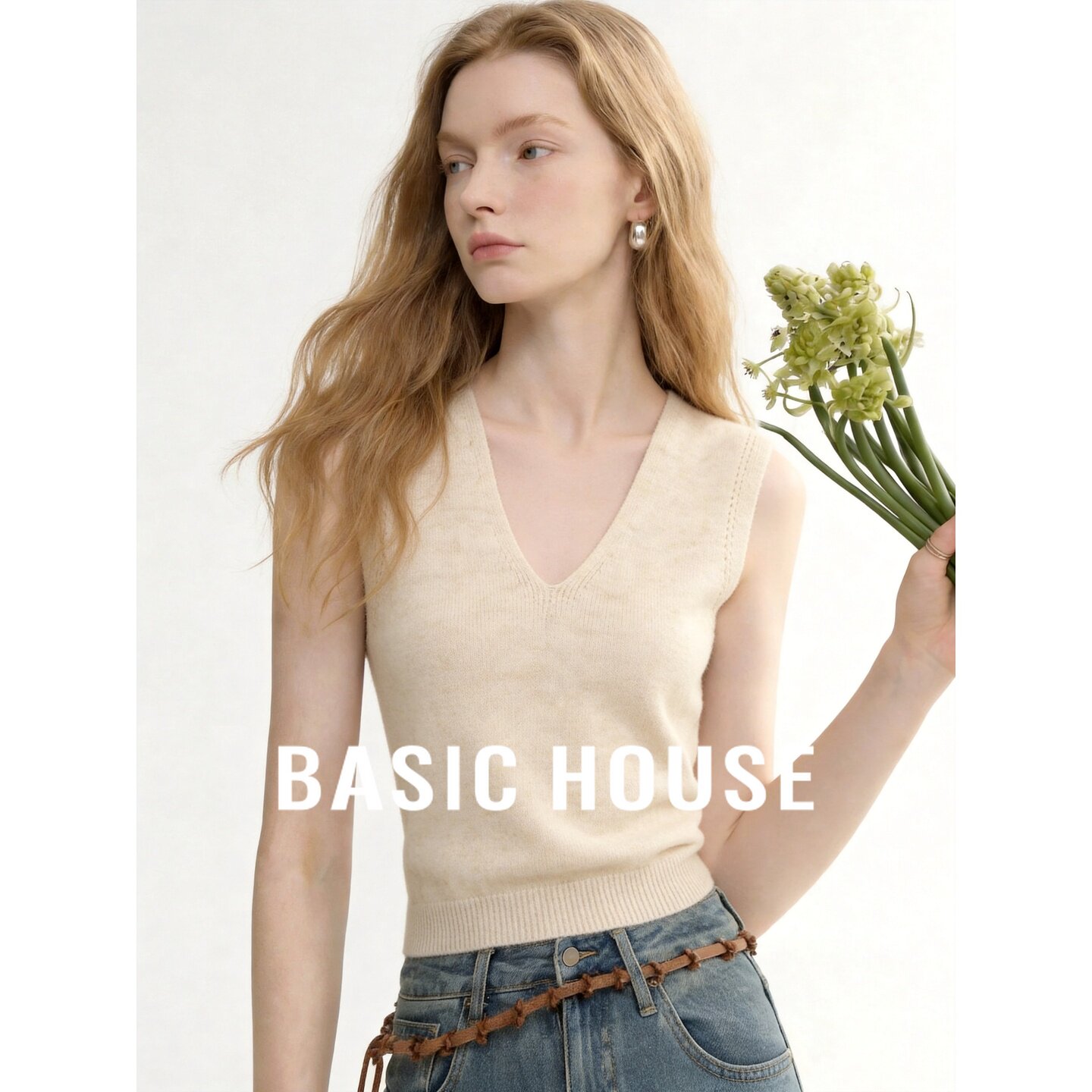 Basic House/百家好全羊毛V领无袖针织背心米色显瘦通勤马甲上衣