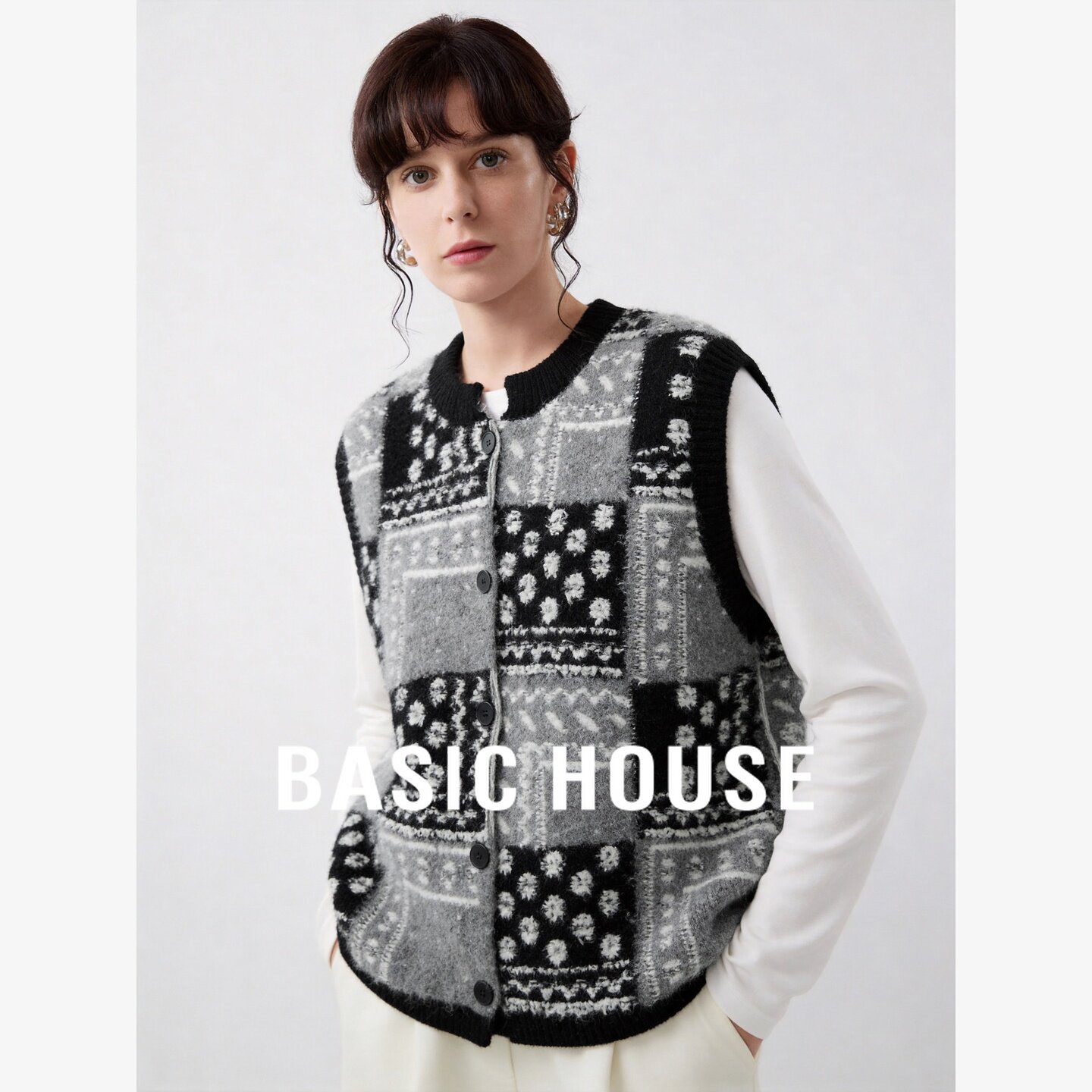 Basic House/百家好复古拼格提花马甲单排扣叠穿背心外搭针织马夹