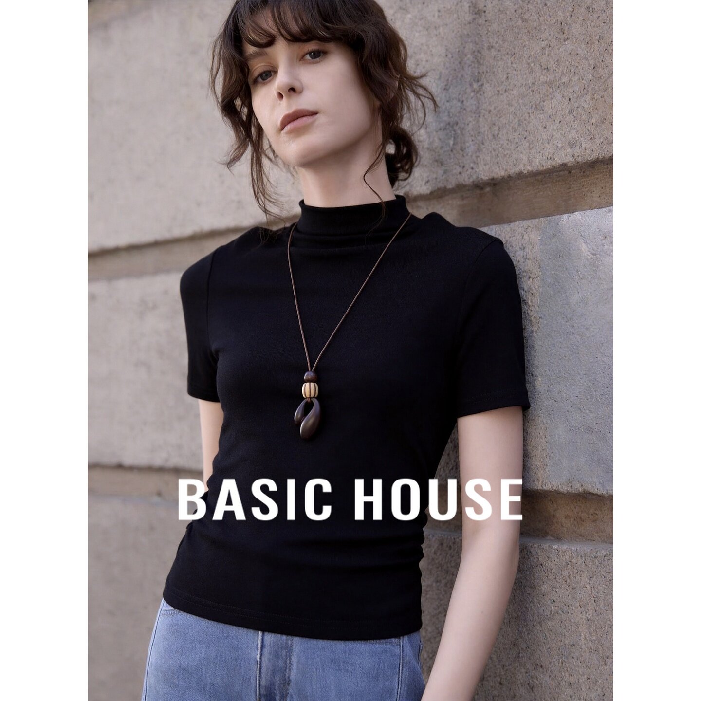 Basic House/百家好高级感黑色短袖T恤女高领修身显瘦休闲上衣