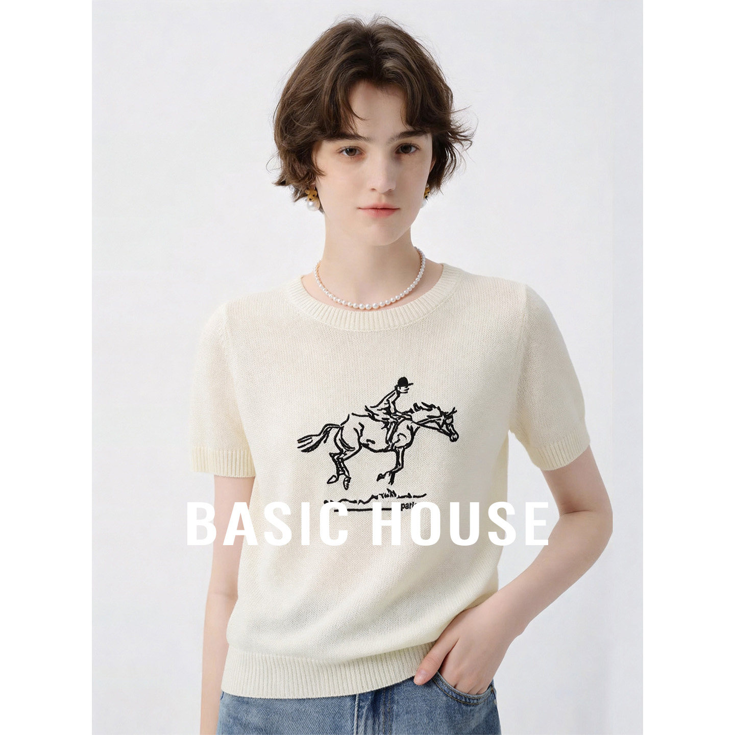 Basic House/百家好白色圆领刺绣超好看短袖针织衫女夏季套头上衣