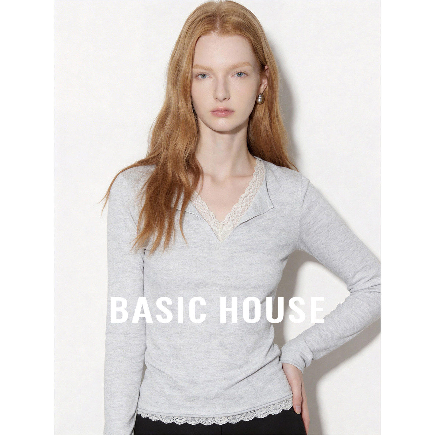 Basic House/百家好灰色蕾丝拼接设计针织衫女春夏舒适百搭打底衫