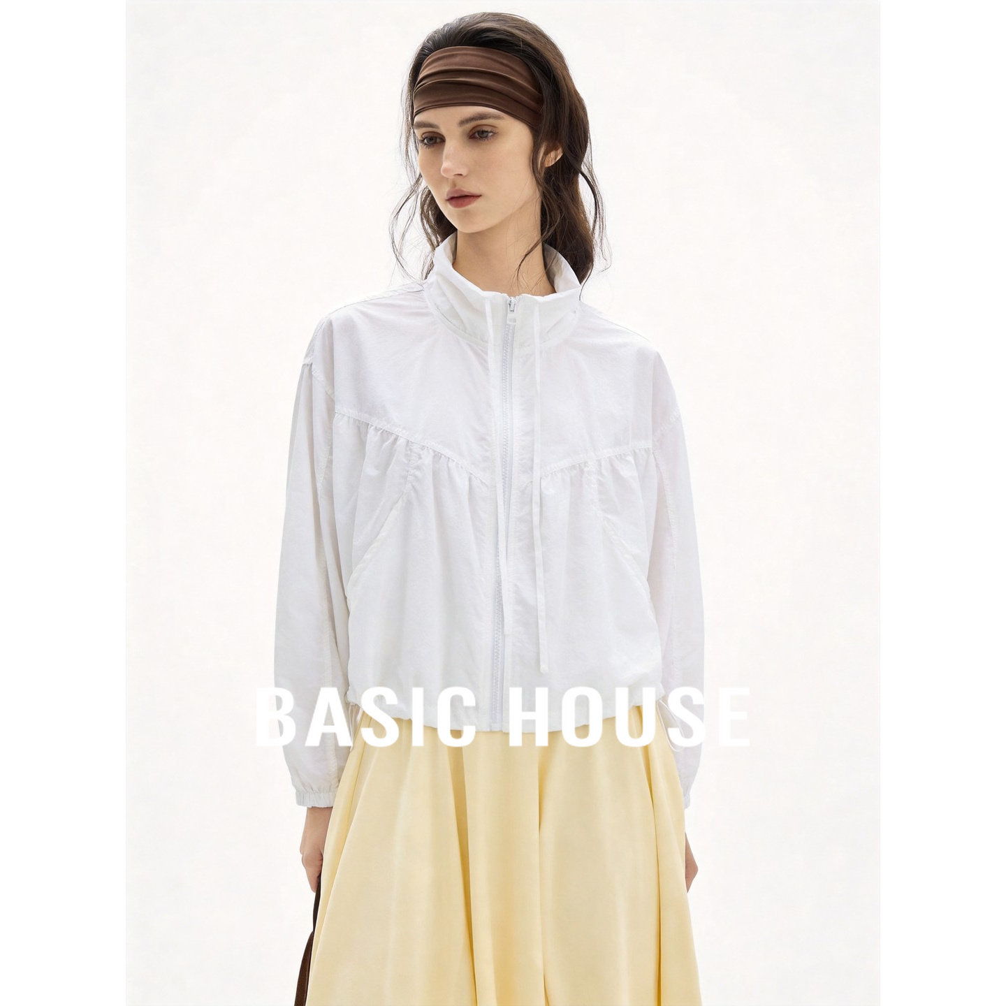 Basic House/百家好白色短款外套女26夏季薄款立领拉链防晒衣宽松