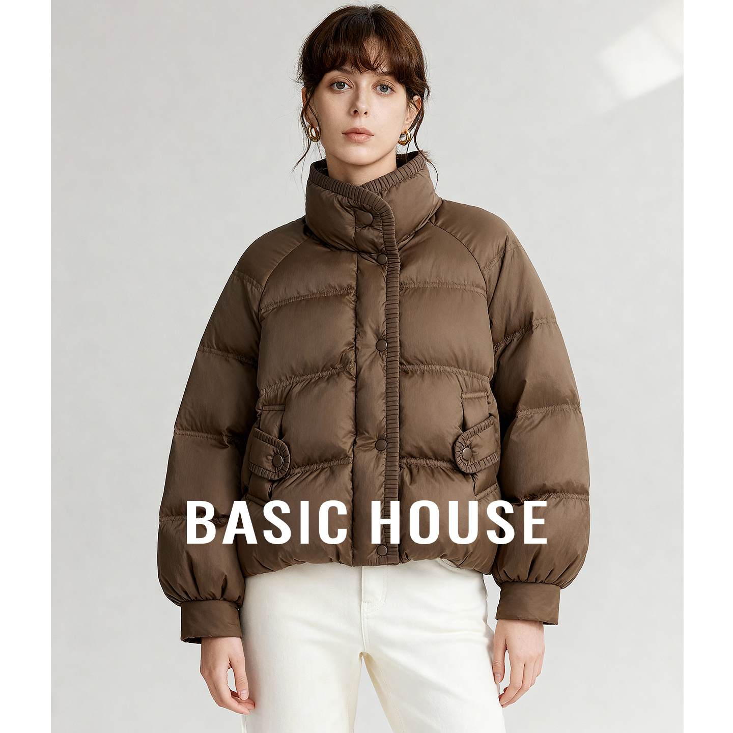 Basic House/百家好25咖色短款高领羽绒服女秋冬保暖百搭显瘦外套