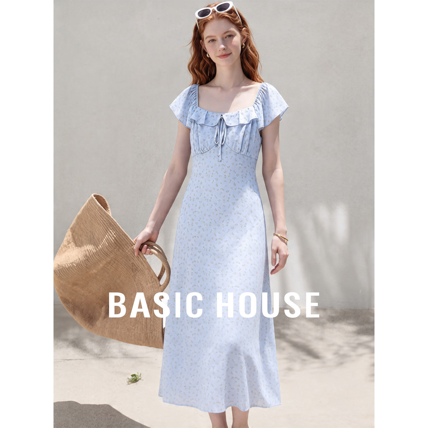 Basic House/百家好蓝色方领碎花收腰连衣裙女夏季新款透气中长裙