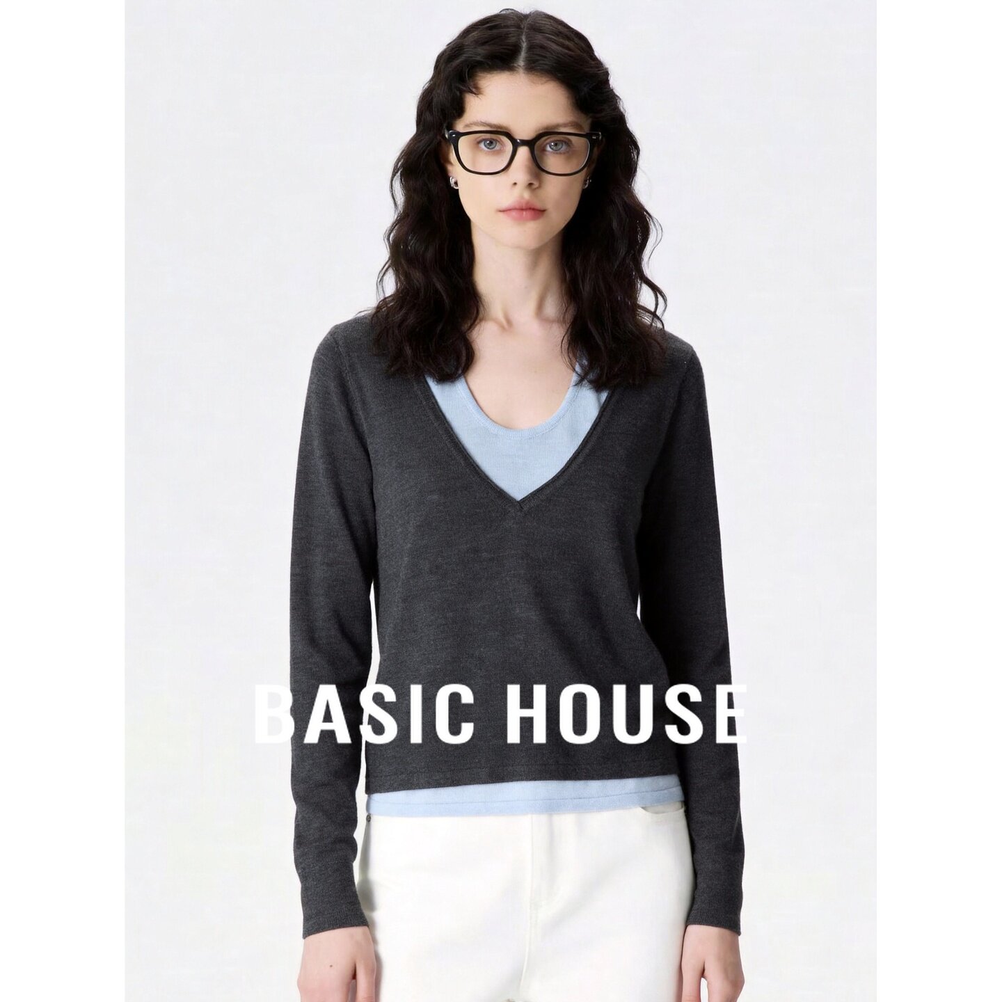 Basic House/百家好深灰桑蚕丝撞色挂脖拼接假两件长袖优雅针织衫