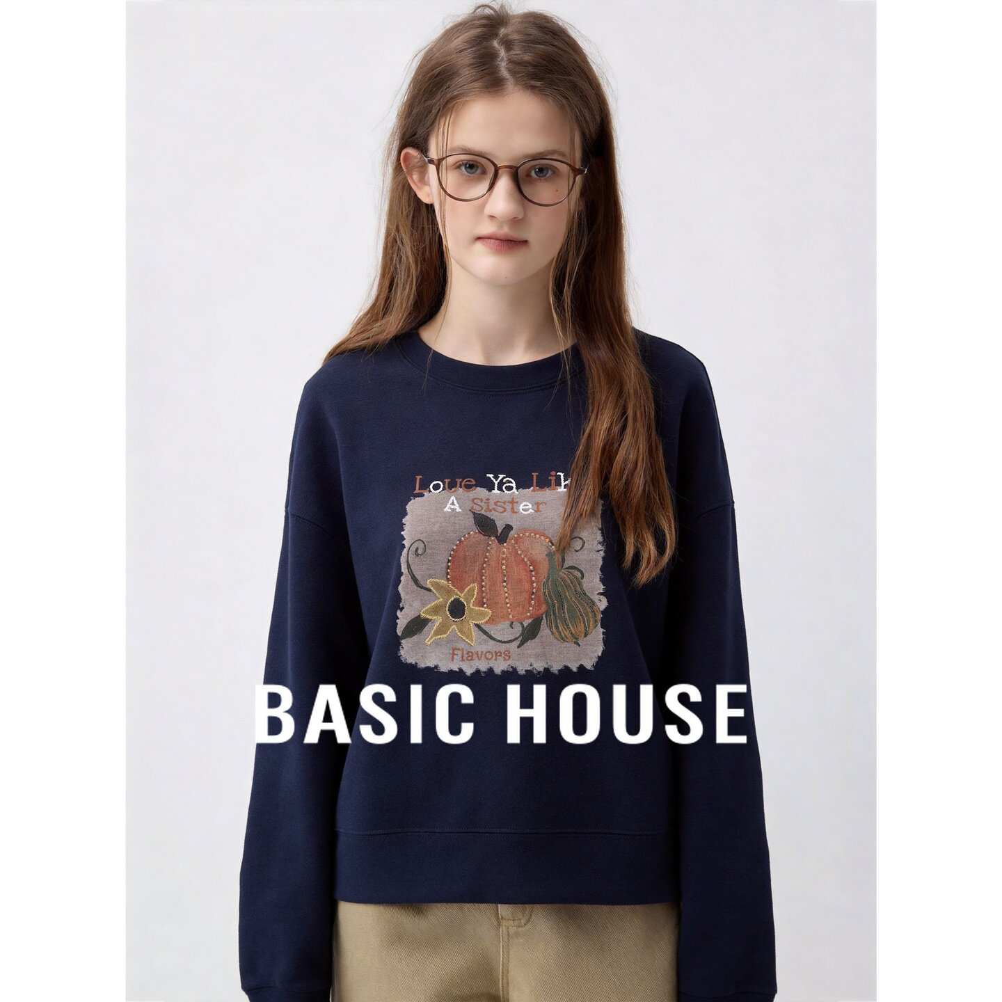 Basic House/百家好休闲简约圆领卫衣女宽松印花套头百搭舒适上衣