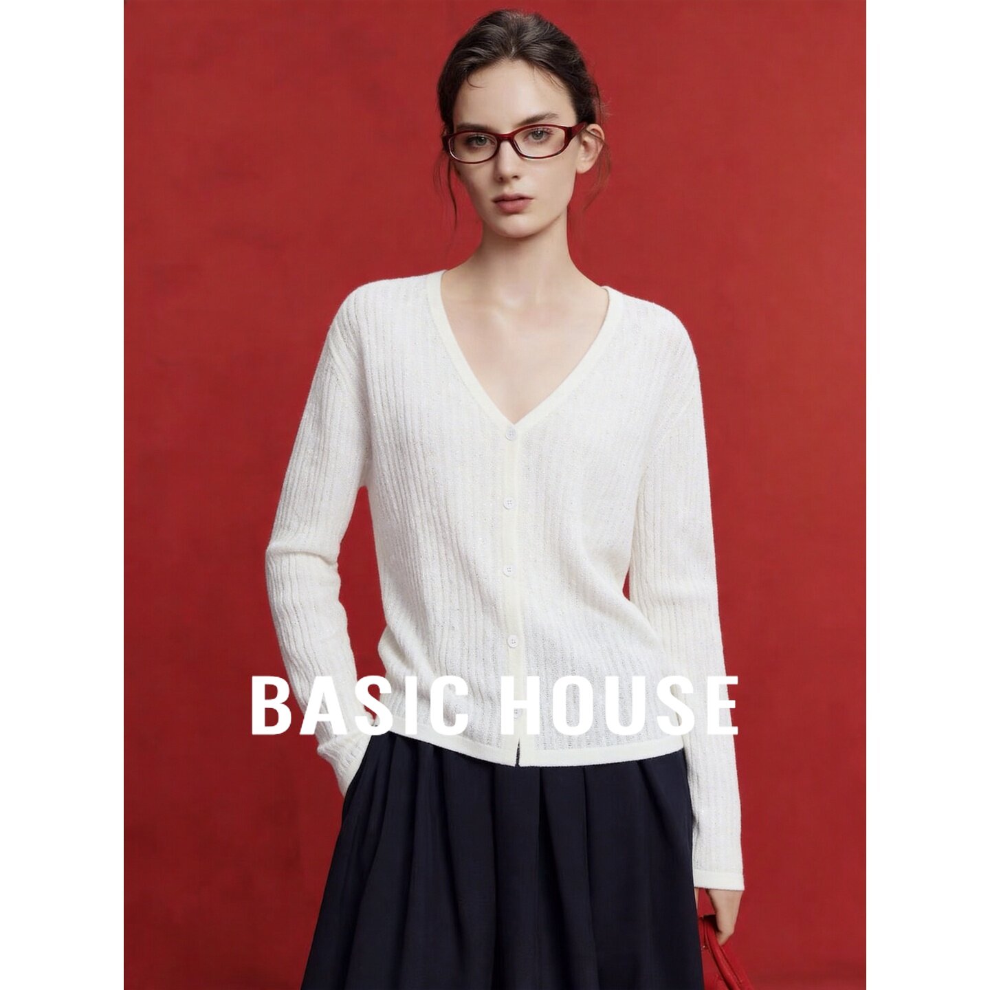 Basic House/百家好V领羊毛针织开衫女长袖宽松极简白色秋季通勤