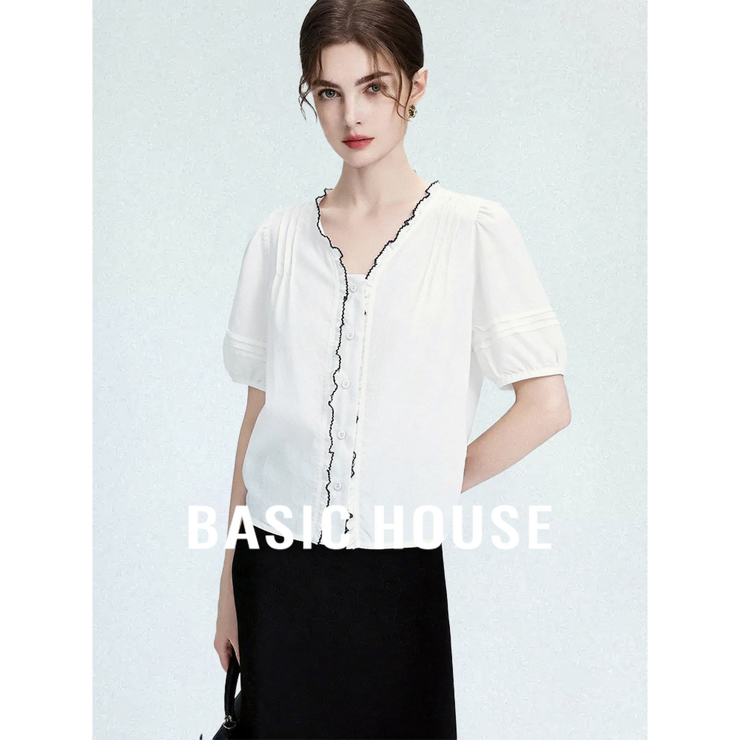 Basic House/百家好木耳边V领泡泡袖衬衫女夏季26新款撞色娃娃衫