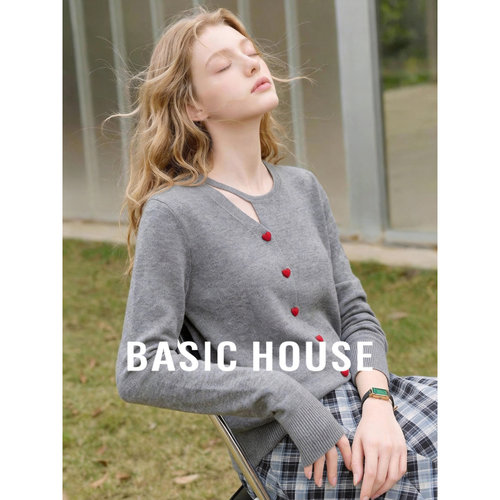 Basic House/百家好新款圆领镂空针织开衫女爱心扣子长袖百搭减龄