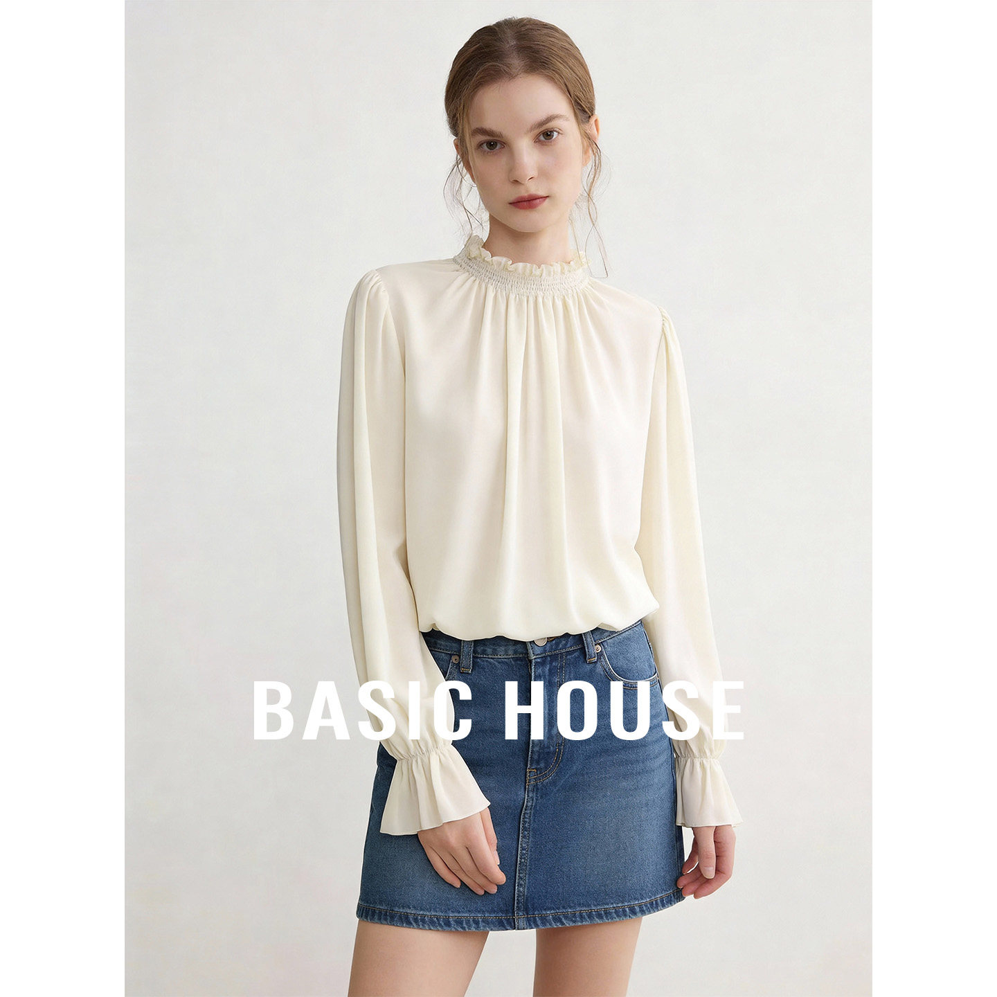 Basic House/百家好米白色小众设计感长袖衬衫女秋花瓣领网纱上衣