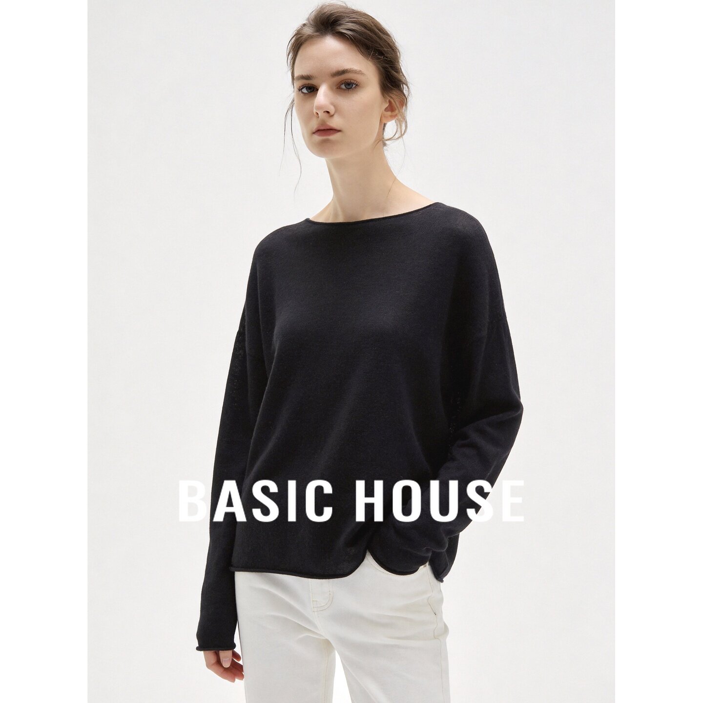 Basic House/百家好2026秋季莱赛尔黑色圆领宽松短款长袖女针织衫