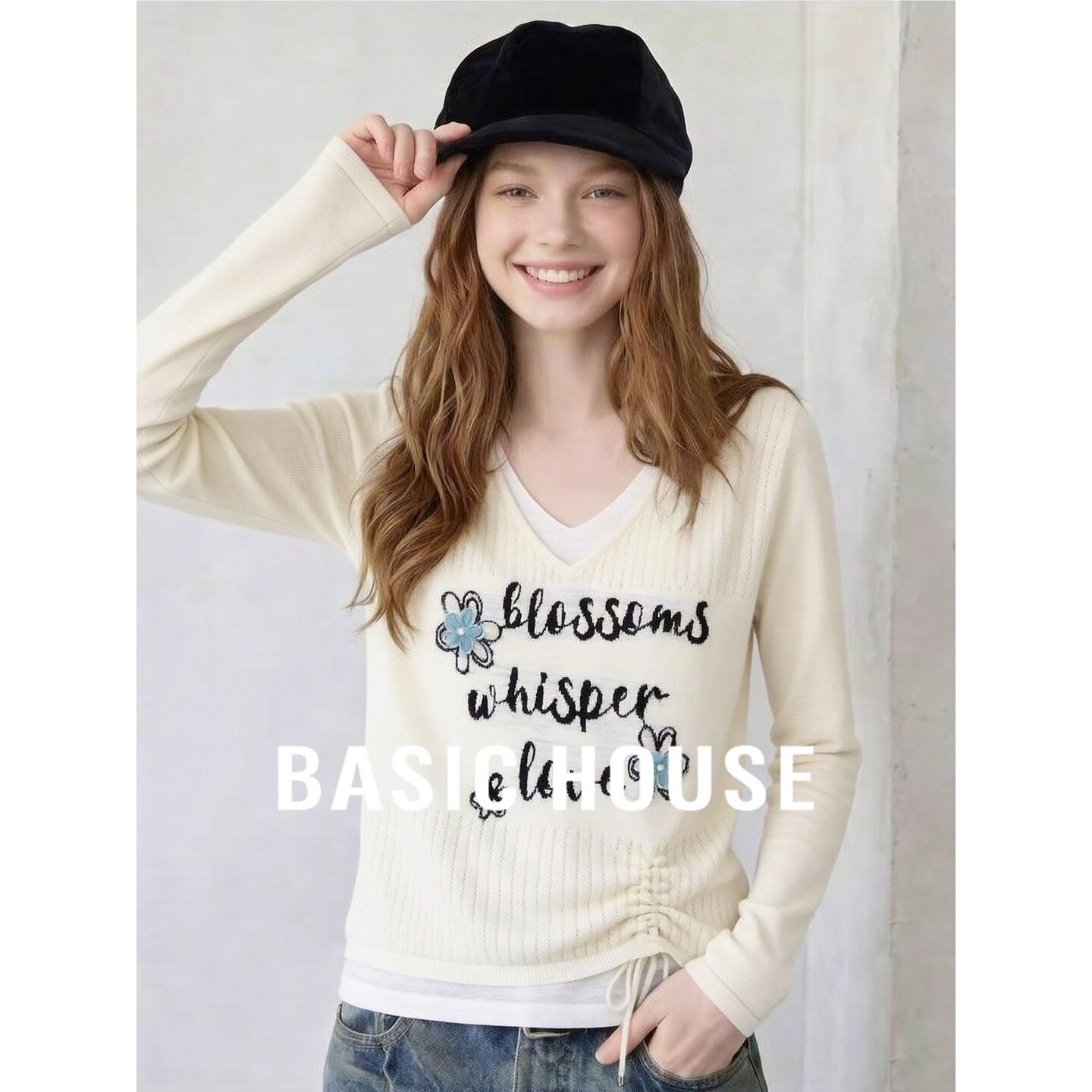 Basic House/百家好假两件杏色V领抽绳针织衫女长袖刺绣花朵上衣
