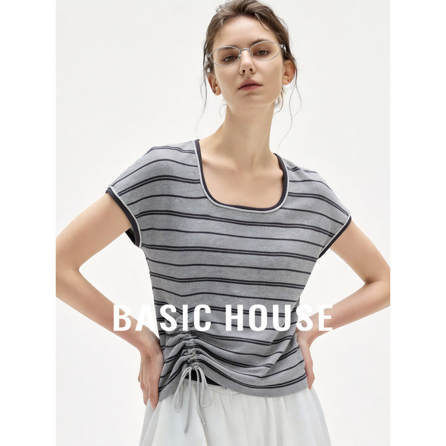 Basic House/百家好条纹方领短袖针织衫女夏抽绳收腰显瘦休闲上衣