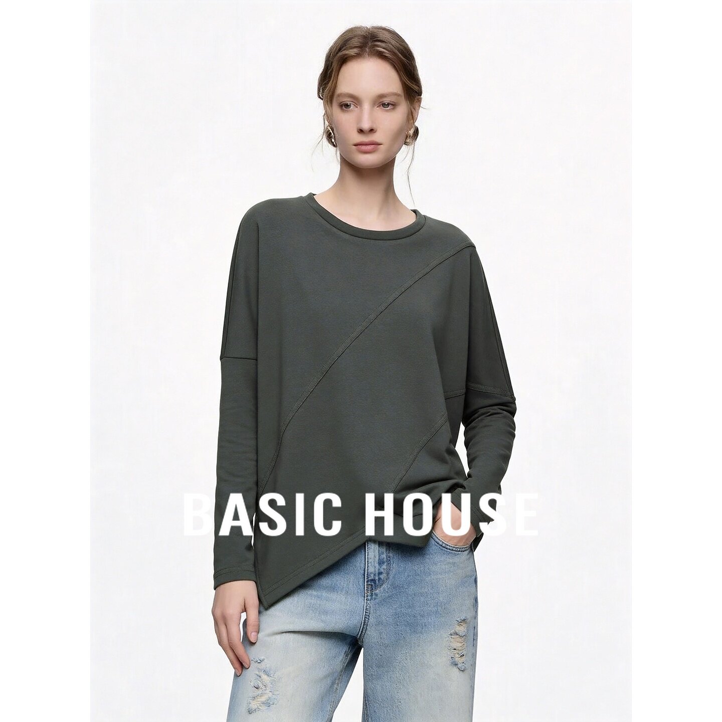 Basic House/百家好慵懒风不对称卫衣女秋宽松圆领设计感长袖上衣
