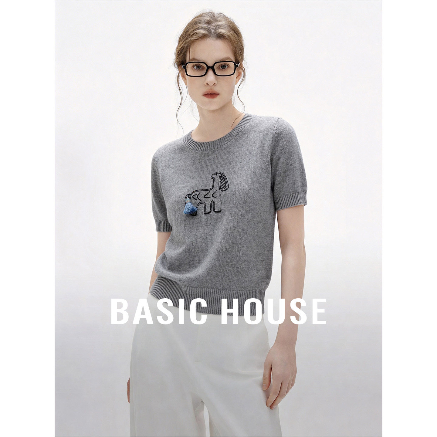 Basic House/百家好圆领撞色刺绣短袖针织衫女莱赛尔套头短款上衣