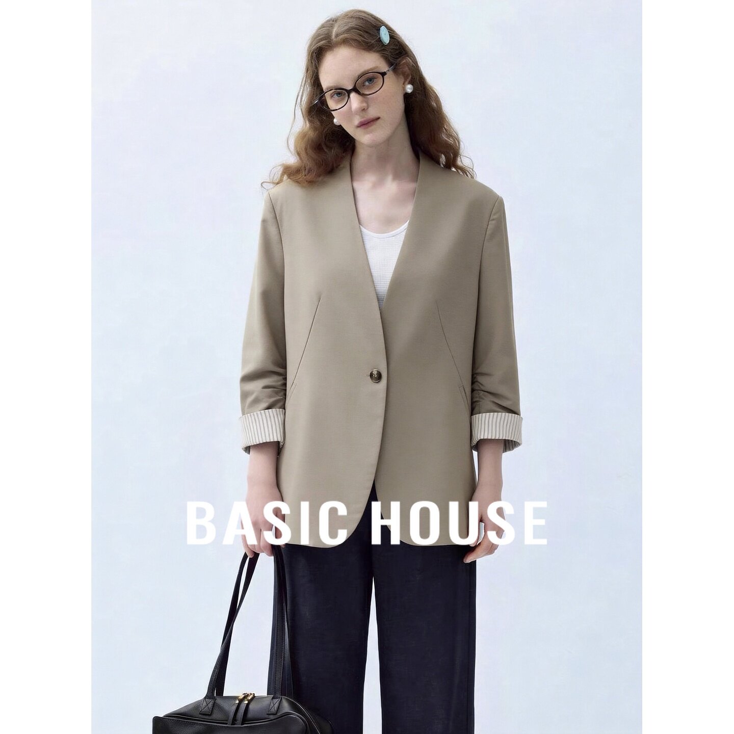 Basic House/百家好卡其色宽松显瘦气质通勤职场女装西装短外套秋