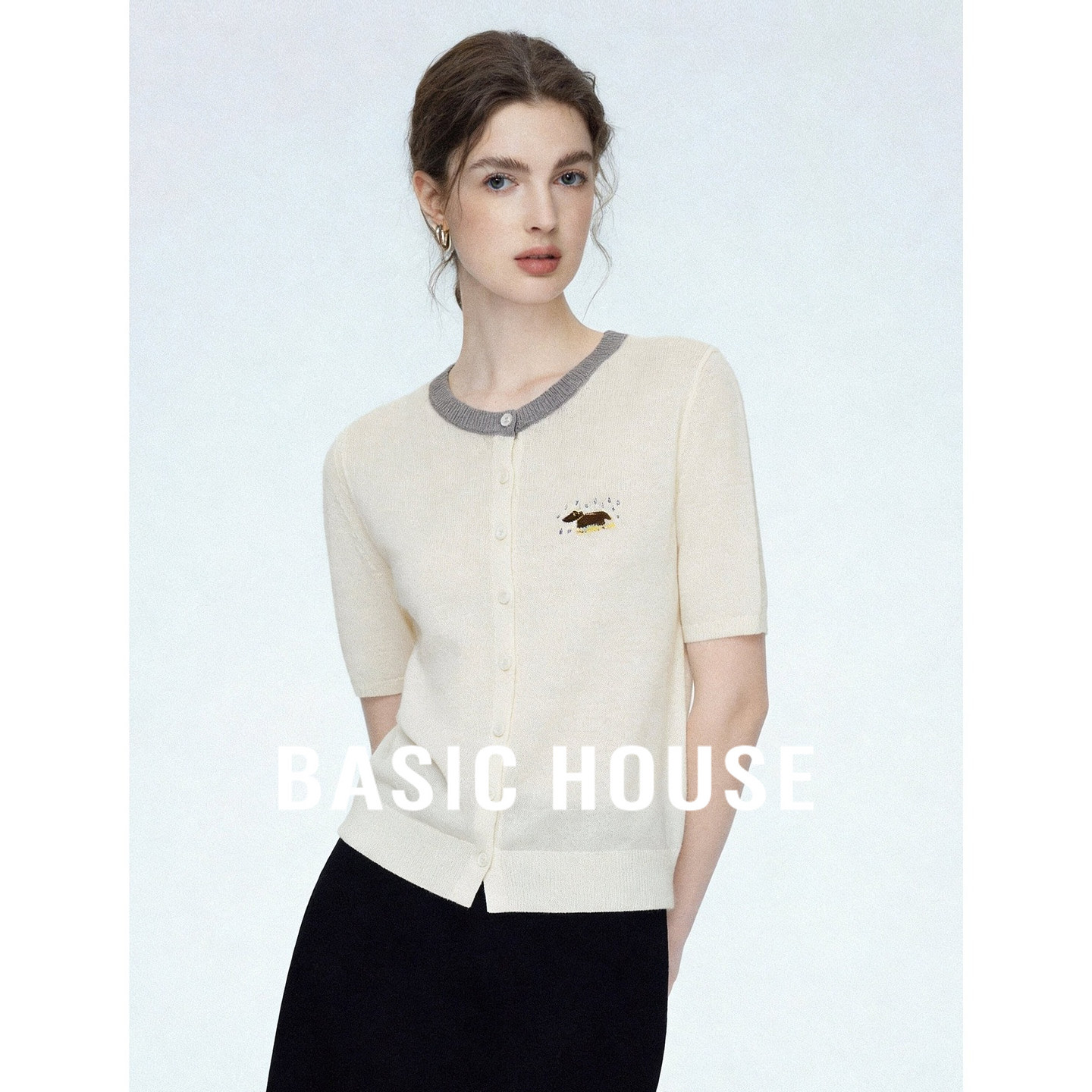Basic House/百家好白色极简撞色圆领短袖针织开衫女夏季休闲上衣
