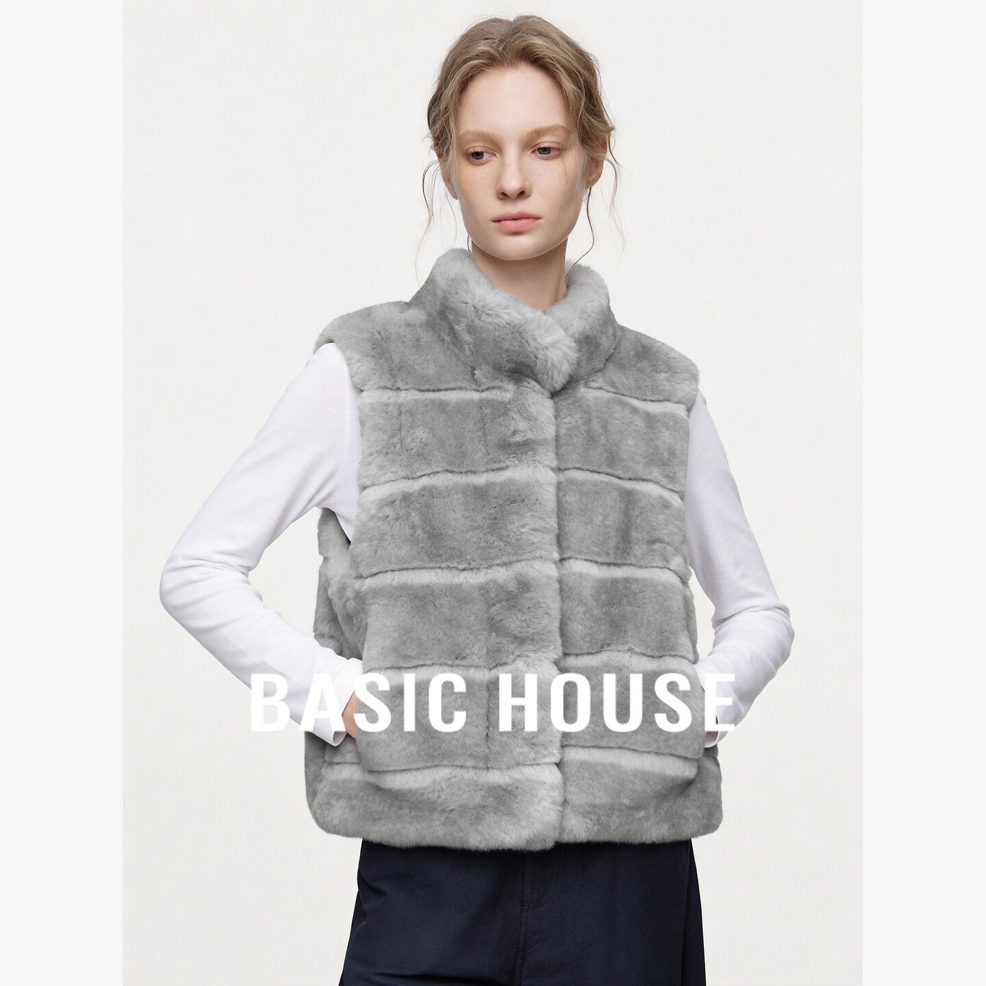 Basic House/百家好轻奢贵气风立领皮草马甲短款时尚百搭毛绒坎肩